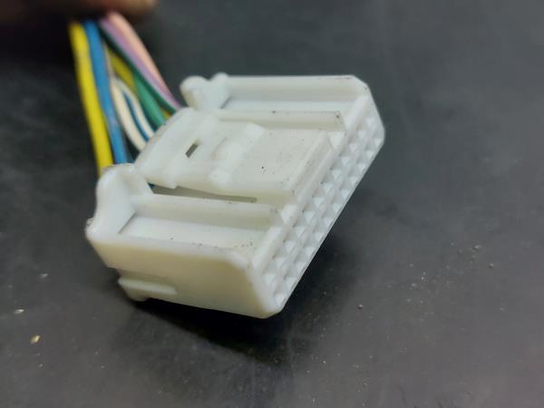 Interior wiring TOYOTA Corolla Hatchback (_E12_) Imagem-5
