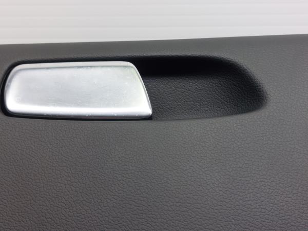 Vano portaoggetti AUDI A4 Avant (8K5, B8) Imagem-1
