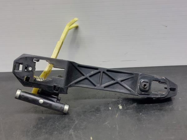 Suporte puxador porta trás esquerdo SUZUKI Swift III (MZ, EZ) | 2005 - 2025