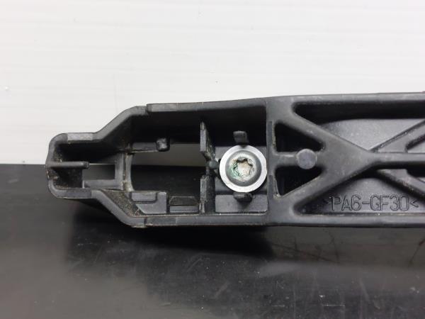 Supporto maniglia porta posteriore sinistra SUZUKI Swift III (MZ, EZ) Imagem-5