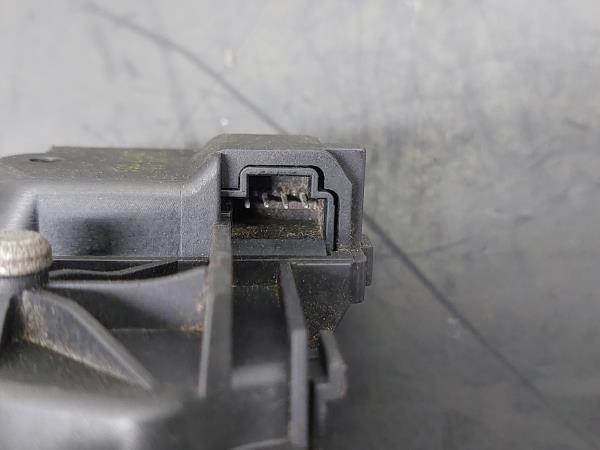 Coffre Couvercle Verrou Pour Mercedes Classe C W204 2012 - Pièce D’occasion A2047500185, Fonctionne Parfaitement