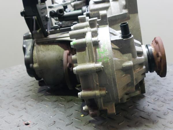 Caixa de velocidades manual VOLKSWAGEN Polo (6R, 6C) Imagem-1