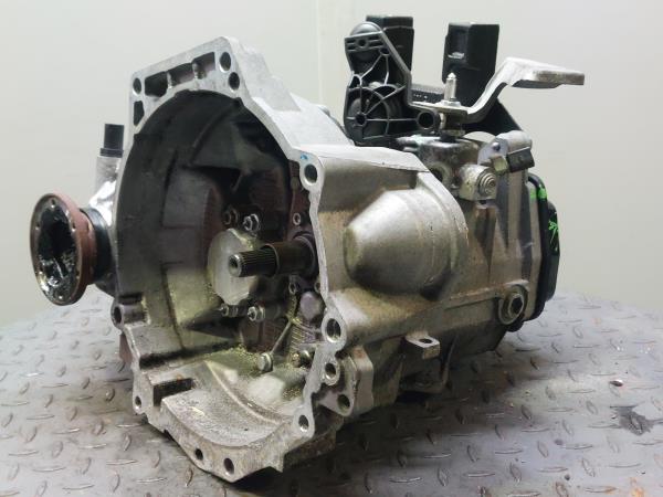 Caixa de velocidades manual VOLKSWAGEN Polo (6R, 6C) Imagem-6