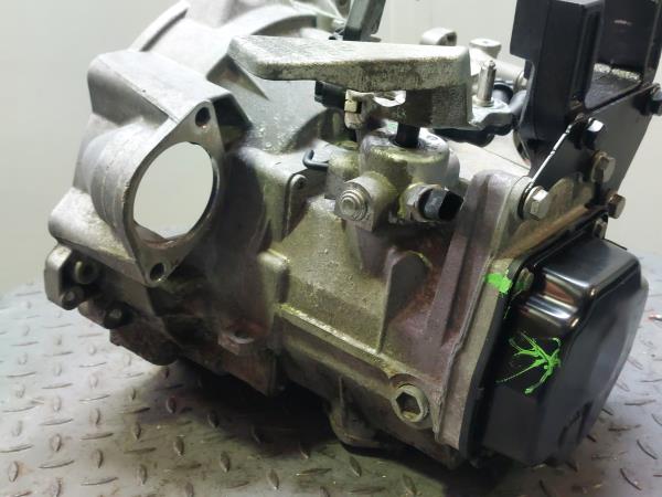 Caixa de velocidades manual VOLKSWAGEN Polo (6R, 6C) Imagem-8