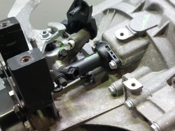 Caixa de velocidades manual VOLKSWAGEN Polo (6R, 6C) Imagem-14