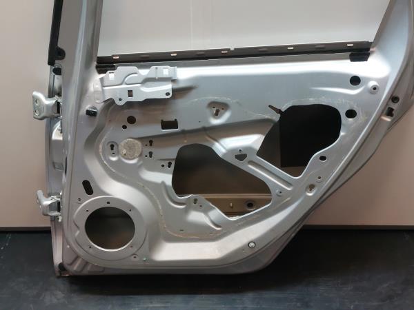 Porta trás direita PEUGEOT 308 SW Imagem-4