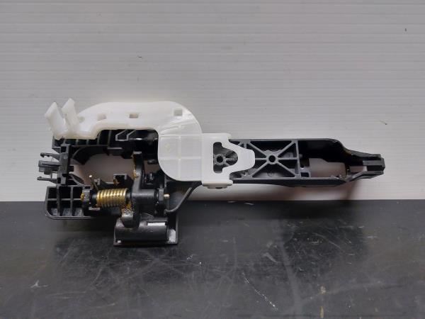 Soporte Manija puerta Delantera Izquierda HYUNDAI i30 (GD) Imagem-1