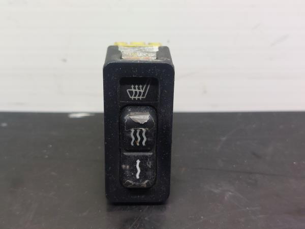 Botão / interruptor aquecimento de bancos BMW 3 Coupé (E36)