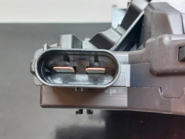 Caixa fusíveis da bateria MERCEDES-BENZ Classe C (W205) Imagem-4