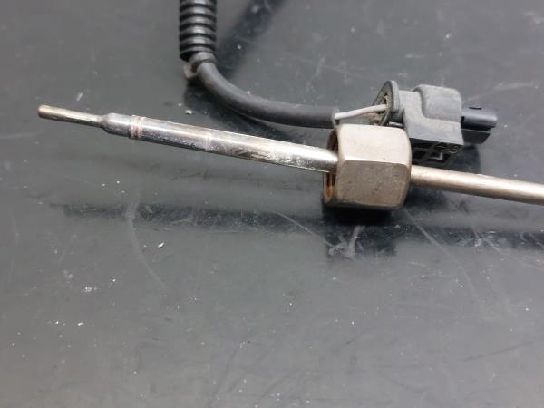 Sonda lambda MERCEDES-BENZ Classe C (W205) Imagem-1