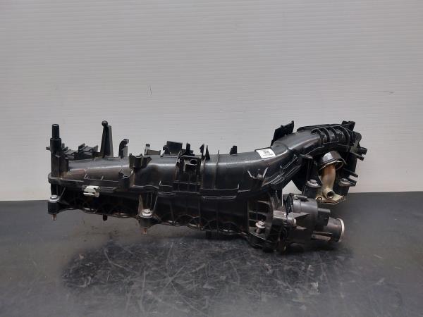 Coletor de admissão BMW 1 (F20)