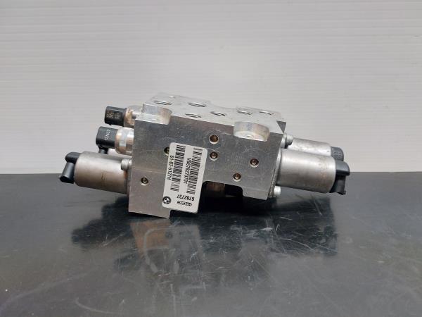 Suspension control module BMW X5 (E70)