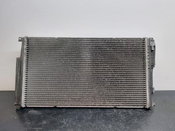 Radiador de água BMW 1 (F20)
