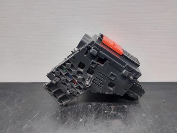 Caixa fusíveis da bateria MERCEDES-BENZ GLE Coupé (C292) Imagem-1