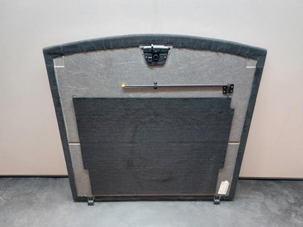 Chapeleira / tampo da mala MERCEDES-BENZ GLE Coupé (C292) Imagem-2