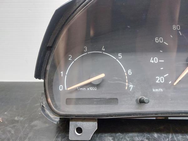 Quadrante / painel de instrumentos SAAB 9-5 Station Wagon (YS3E) Imagem-1