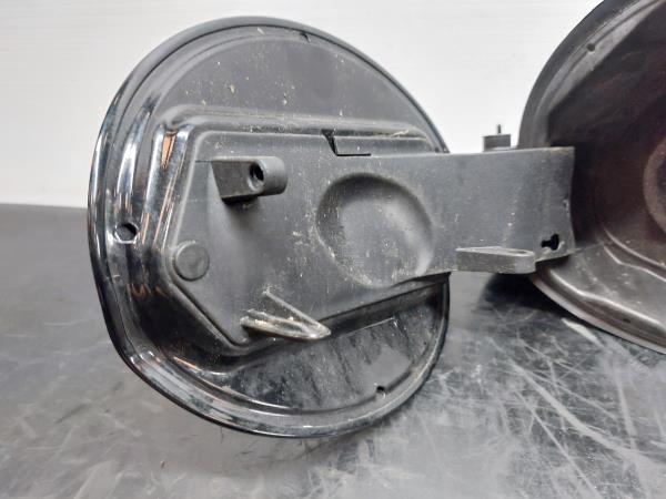 Bouchon/Volet De Trappe De Réservoir à Carburant  BMW 1 (F20) Imagem-3