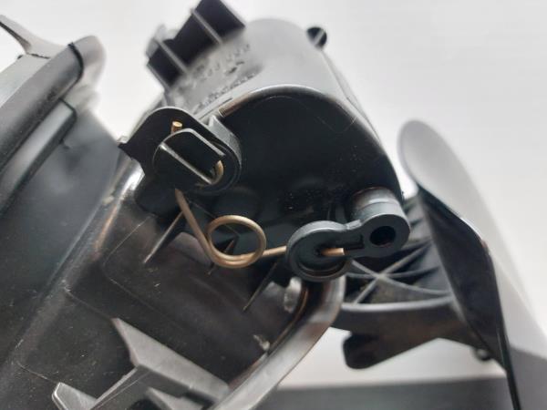 Bouchon/Volet De Trappe De Réservoir à Carburant  BMW 1 (F20) Imagem-7