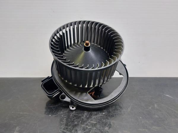 Ventola riscaldamento / Ventilatore abitacolo BMW 1 (F20)