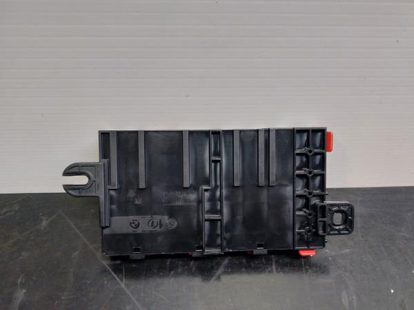 Caixa fusíveis da bateria BMW 1 (F20) Imagem-5