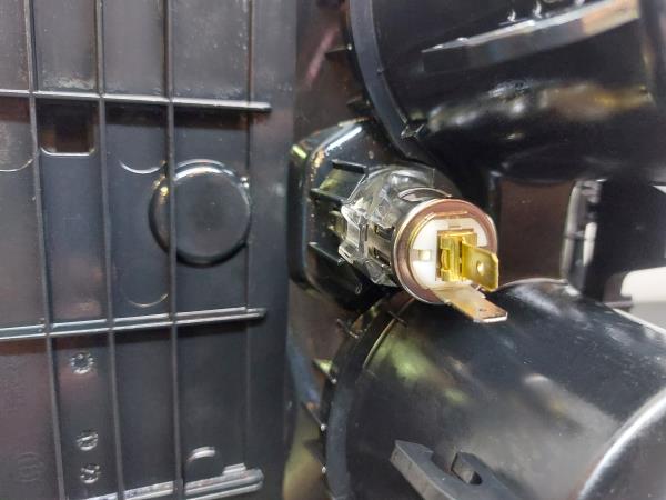 Panneau revêtement console centrale / radio BMW 1 (F20) Imagem-13