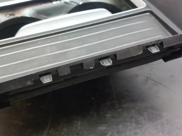 Panneau revêtement console centrale / radio BMW 1 (F20) Imagem-16