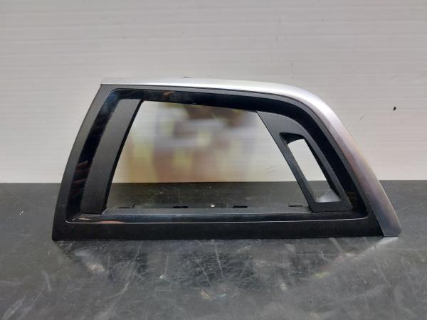 Moulure tableau de bord BMW 1 (F20)