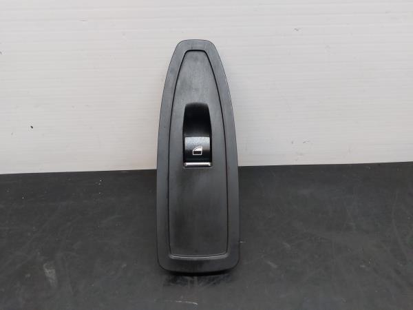 Comando / interruttore alzacristallo anteriore destro BMW 1 (F20)