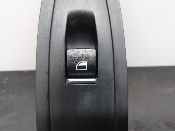 Comando / interruttore alzacristallo anteriore destro BMW 1 (F20) Imagem-1