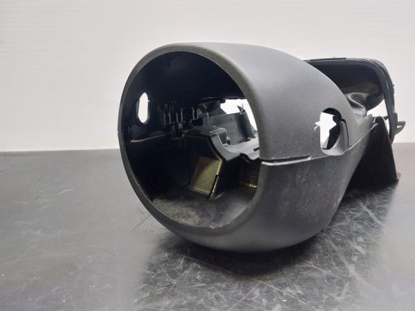 Pièce en plastique générique BMW 1 (F20) Imagem-1