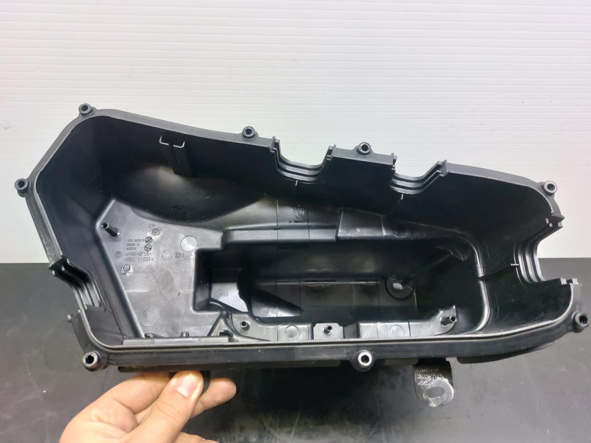 Pièce en plastique générique BMW 1 (F20) Imagem-9