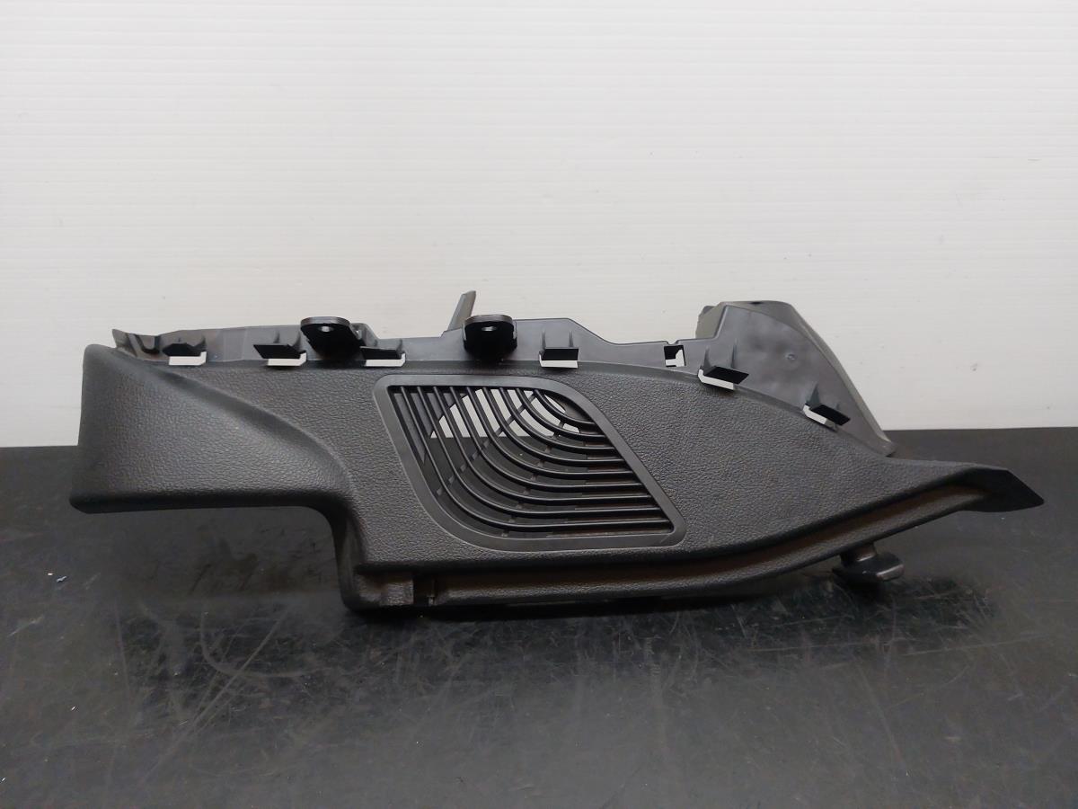 Pièce en plastique générique BMW 1 (F20)