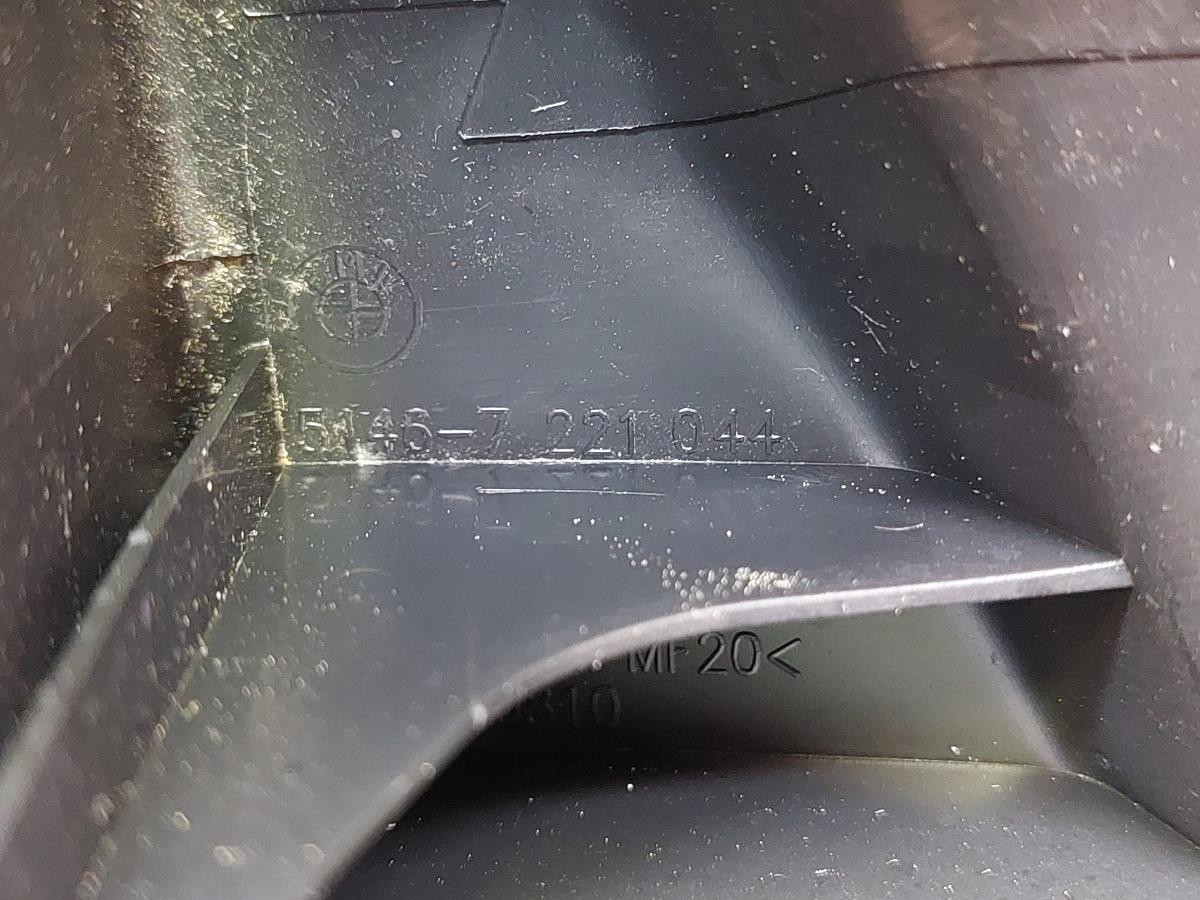 Pièce en plastique générique BMW 1 (F20) Imagem-12