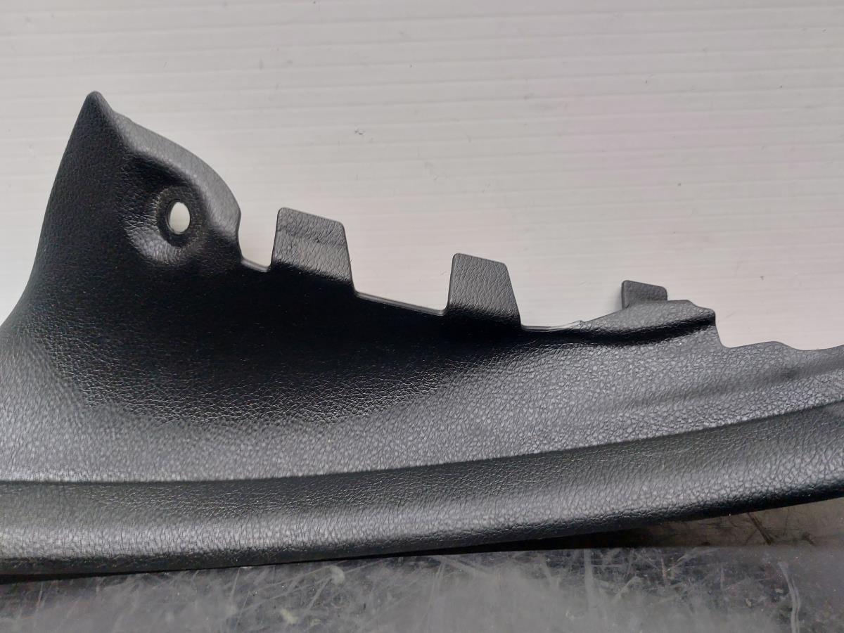 Pièce en plastique générique BMW 1 (F20) Imagem-1