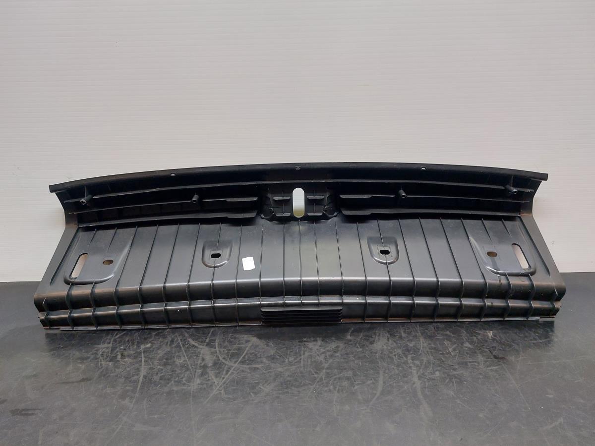 Pièce en plastique générique BMW 1 (F20) Imagem-4