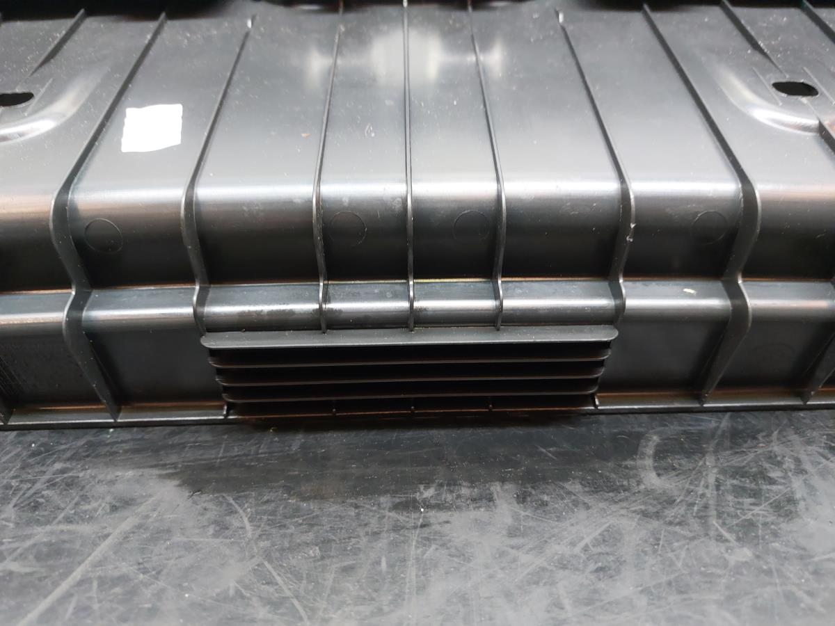 Pièce en plastique générique BMW 1 (F20) Imagem-5