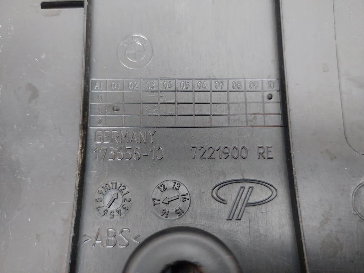 Pièce en plastique générique BMW 1 (F20) Imagem-9