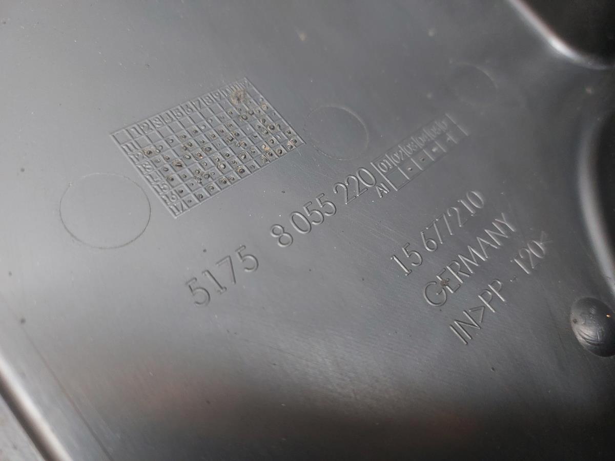 Pièce en plastique générique BMW 1 (F20) Imagem-2