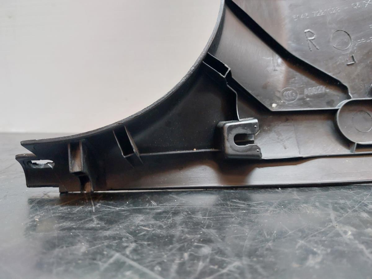 Pièce en plastique générique BMW 1 (F20) Imagem-6