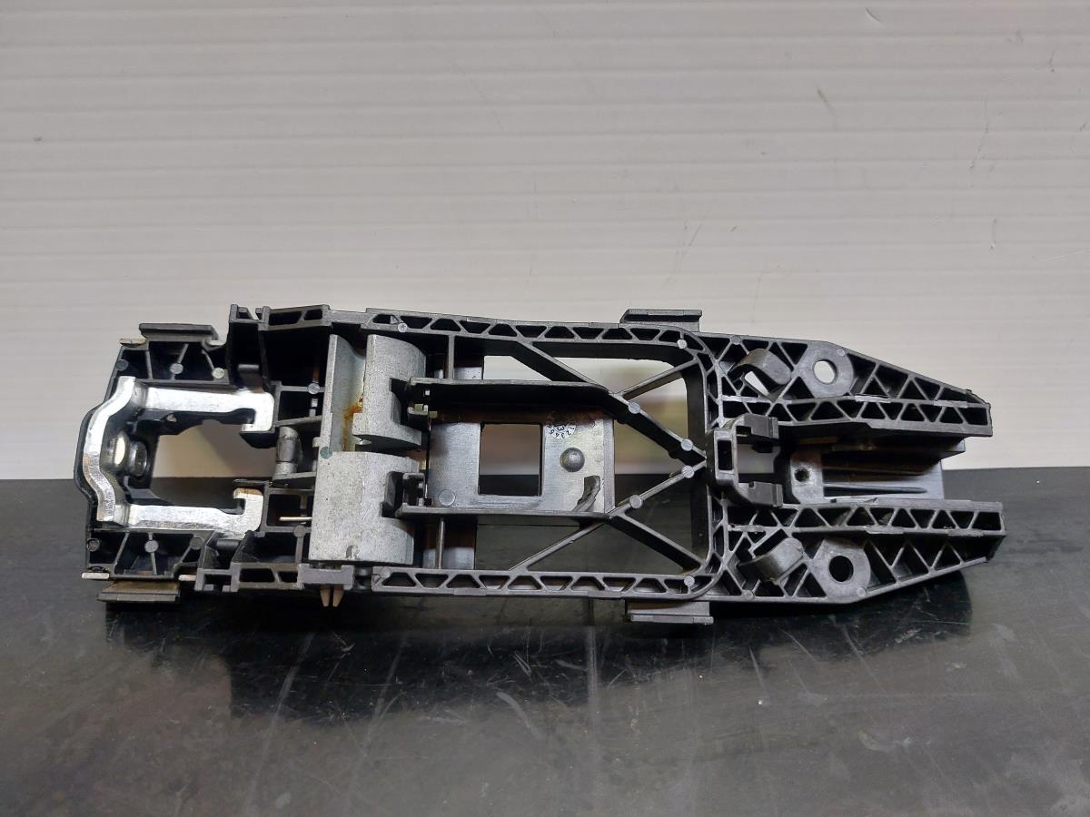 Support poignée porte avant gauche VOLKSWAGEN Polo (6R, 6C) Imagem-1