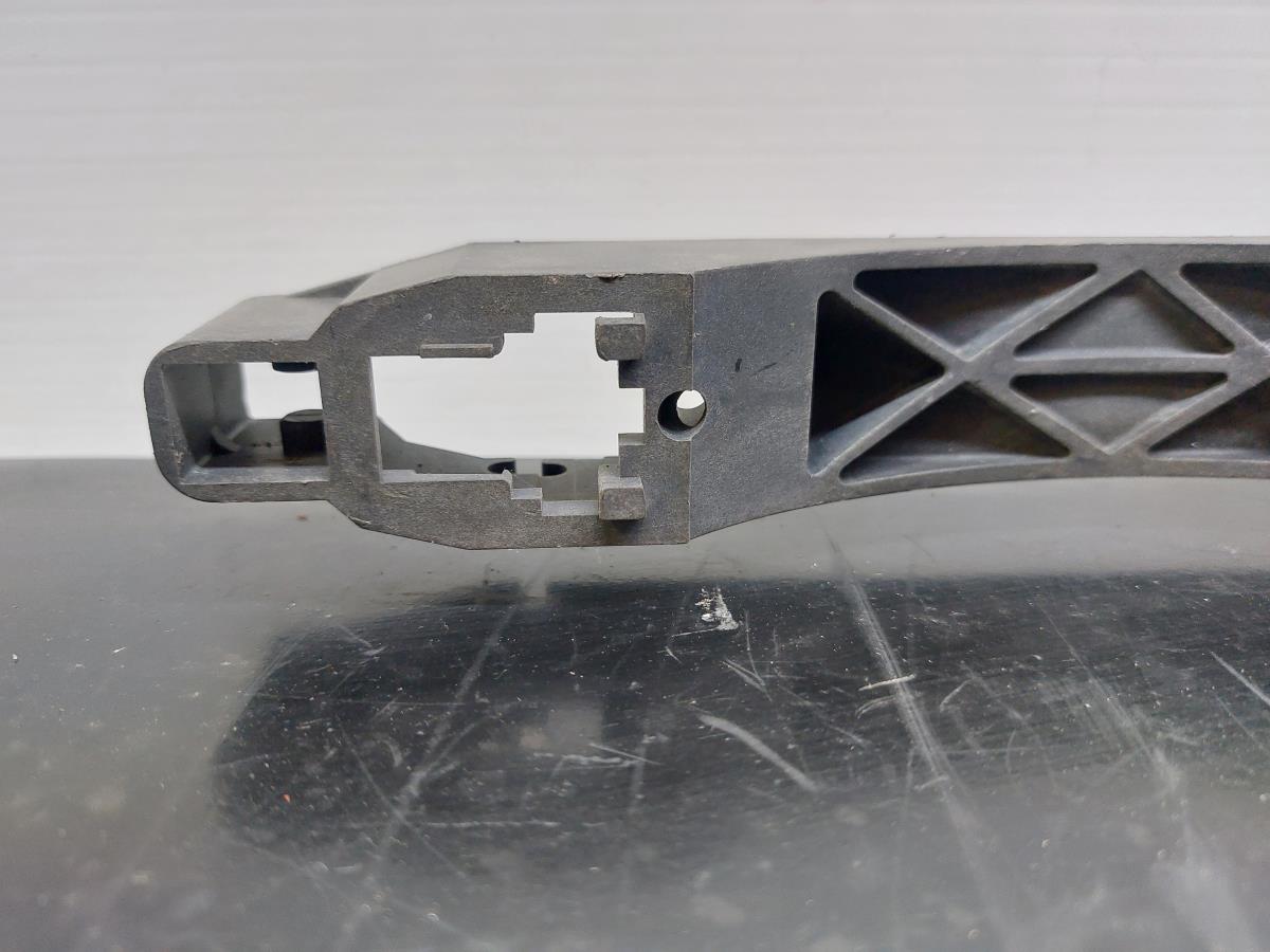 Support poignée porte avant gauche NISSAN Qashqai/Qashqai+2 I (J10, JJ10) Imagem-1