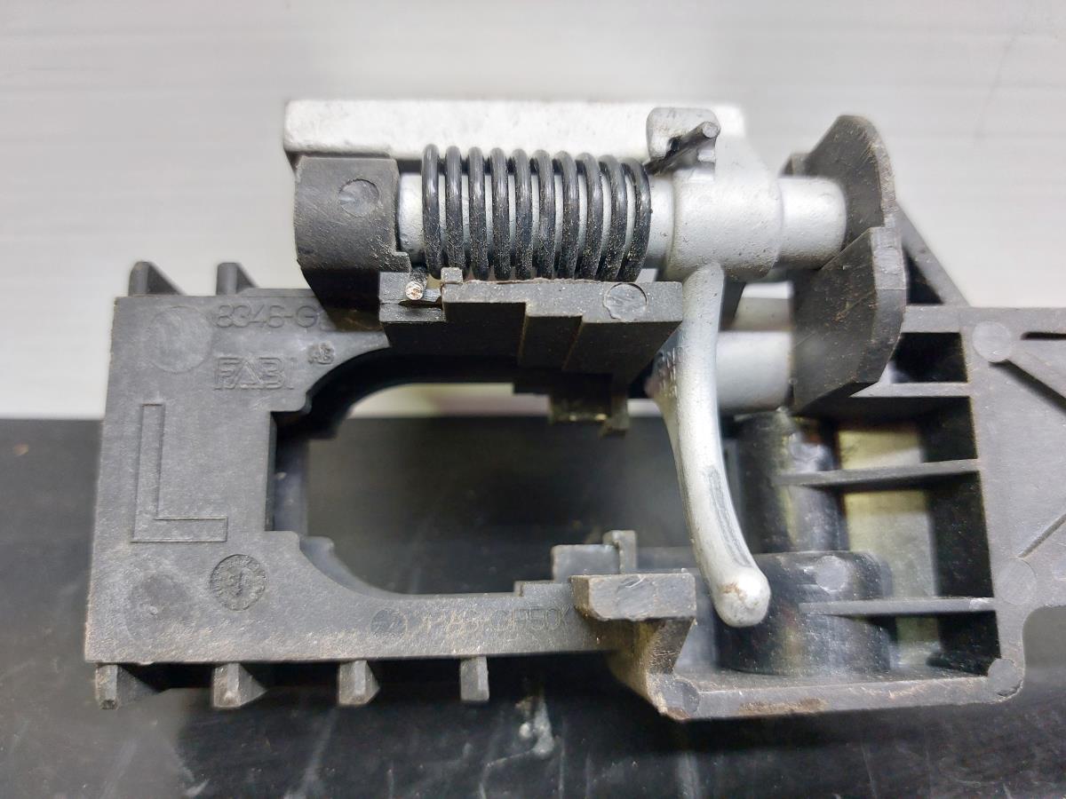 Support poignée porte avant gauche NISSAN Qashqai/Qashqai+2 I (J10, JJ10) Imagem-6