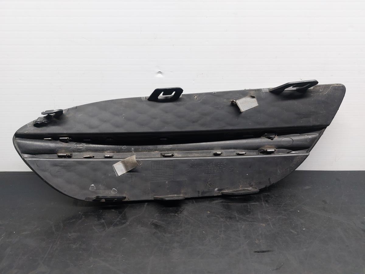 Front grille MERCEDES-BENZ Classe C (W205) Imagem-4