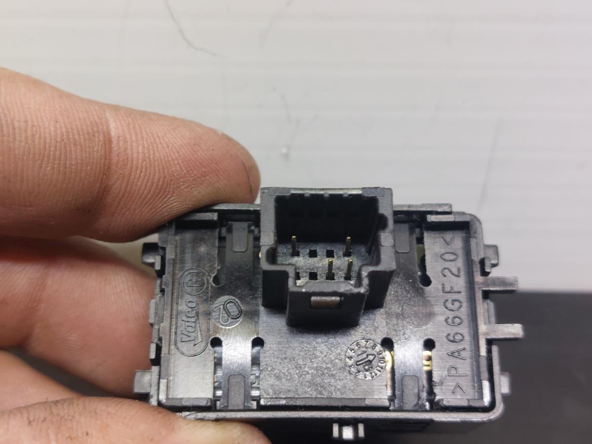 Commande / interrupteur lève-vitre Avant Droite RENAULT Talisman (L2M_) Imagem-4