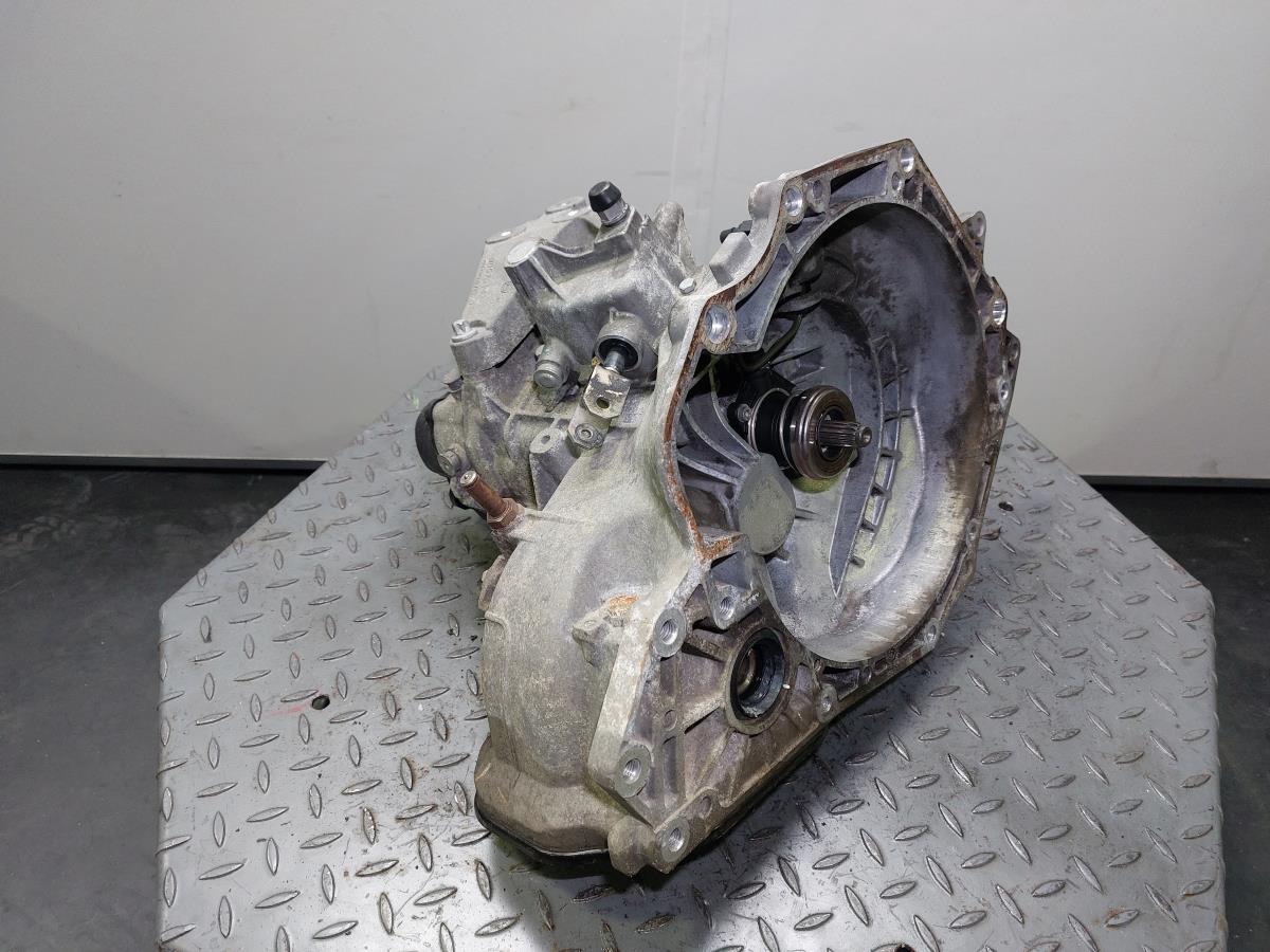 Caixa de velocidades manual OPEL Astra H Hatchback (L48)