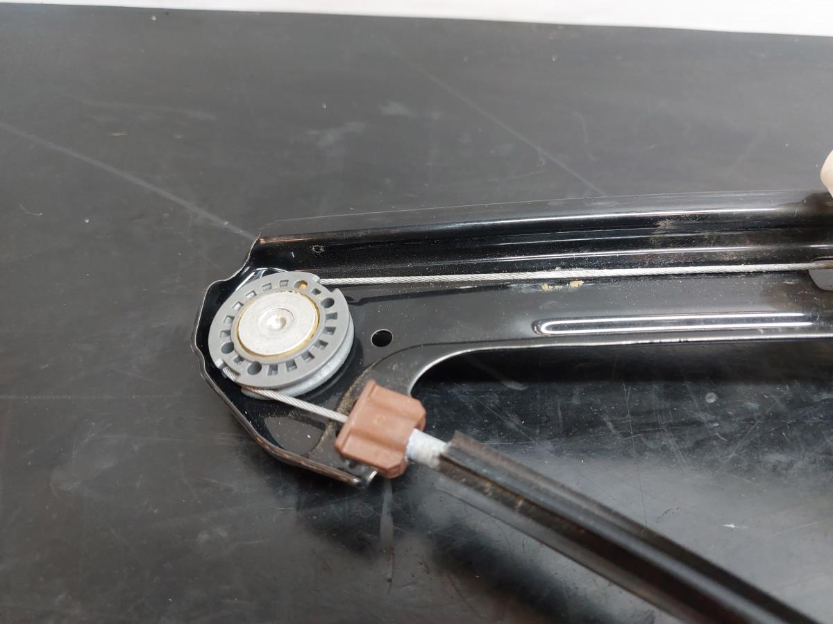 Left rear window regulator VOLKSWAGEN Golf VII (5G1, BQ1, BE1, BE2) Imagem-9