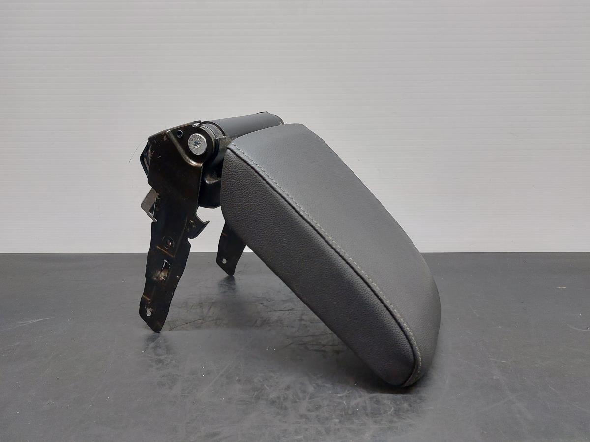 Accoudoir VOLKSWAGEN Golf VII (5G1, BQ1, BE1, BE2)