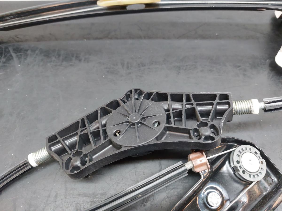 Right front window regulator VOLKSWAGEN Golf VII (5G1, BQ1, BE1, BE2) Imagem-9