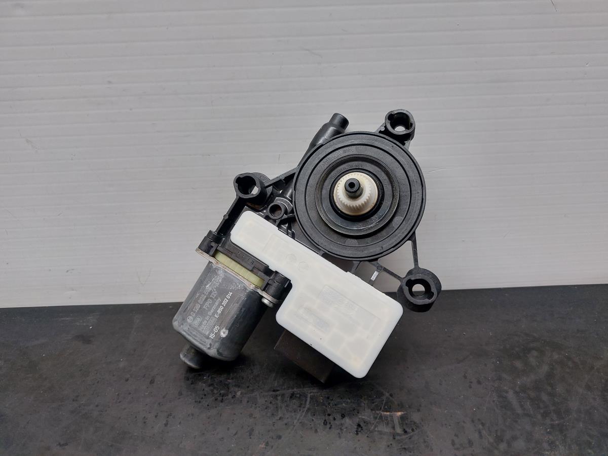 Motor vidro trás direito VOLKSWAGEN Golf VII (5G1, BQ1, BE1, BE2) Imagem-6