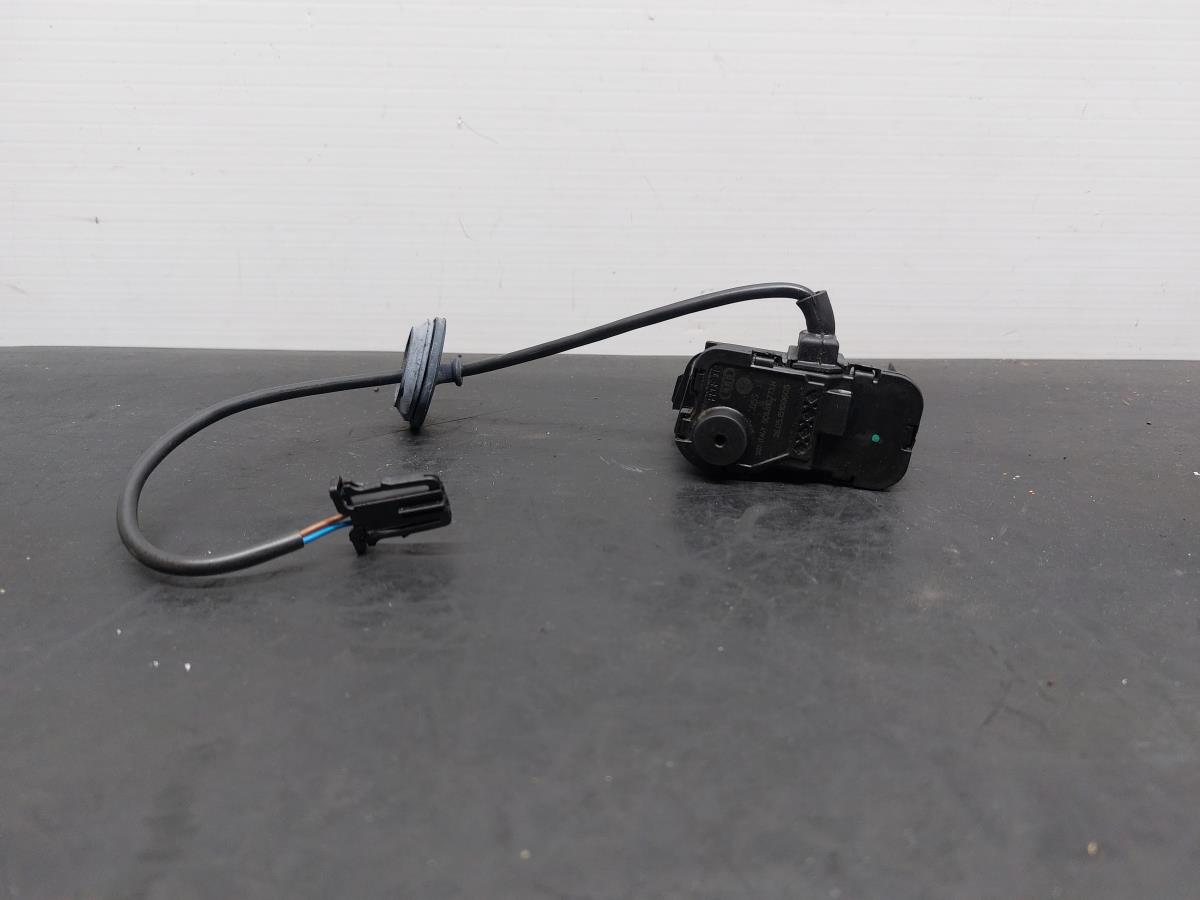 Pistola do depósito de combustível VOLKSWAGEN Golf VII (5G1, BQ1, BE1, BE2)